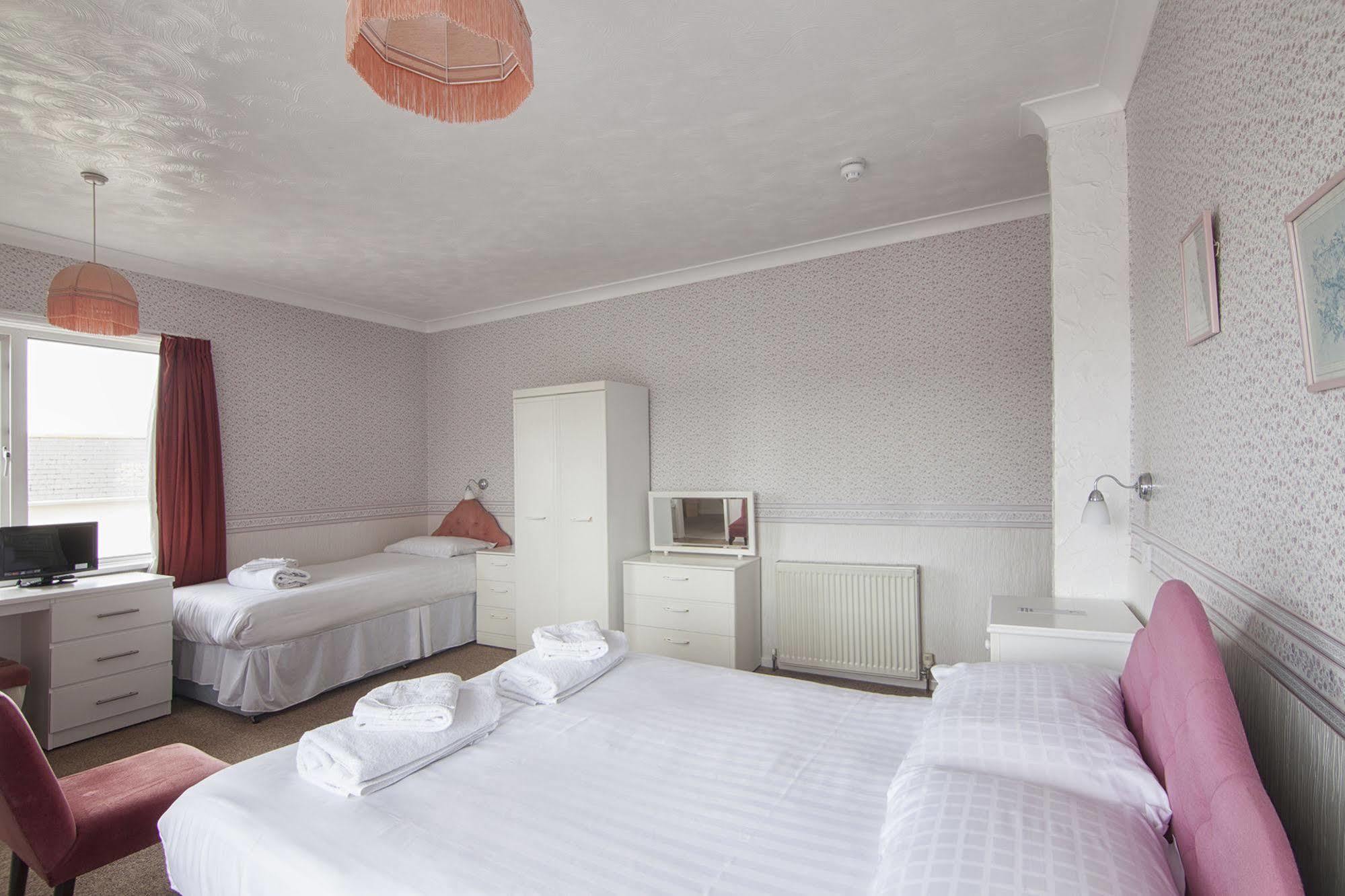 The Wight Bay Hotel - Isle Of Wight Сандаун Екстер'єр фото