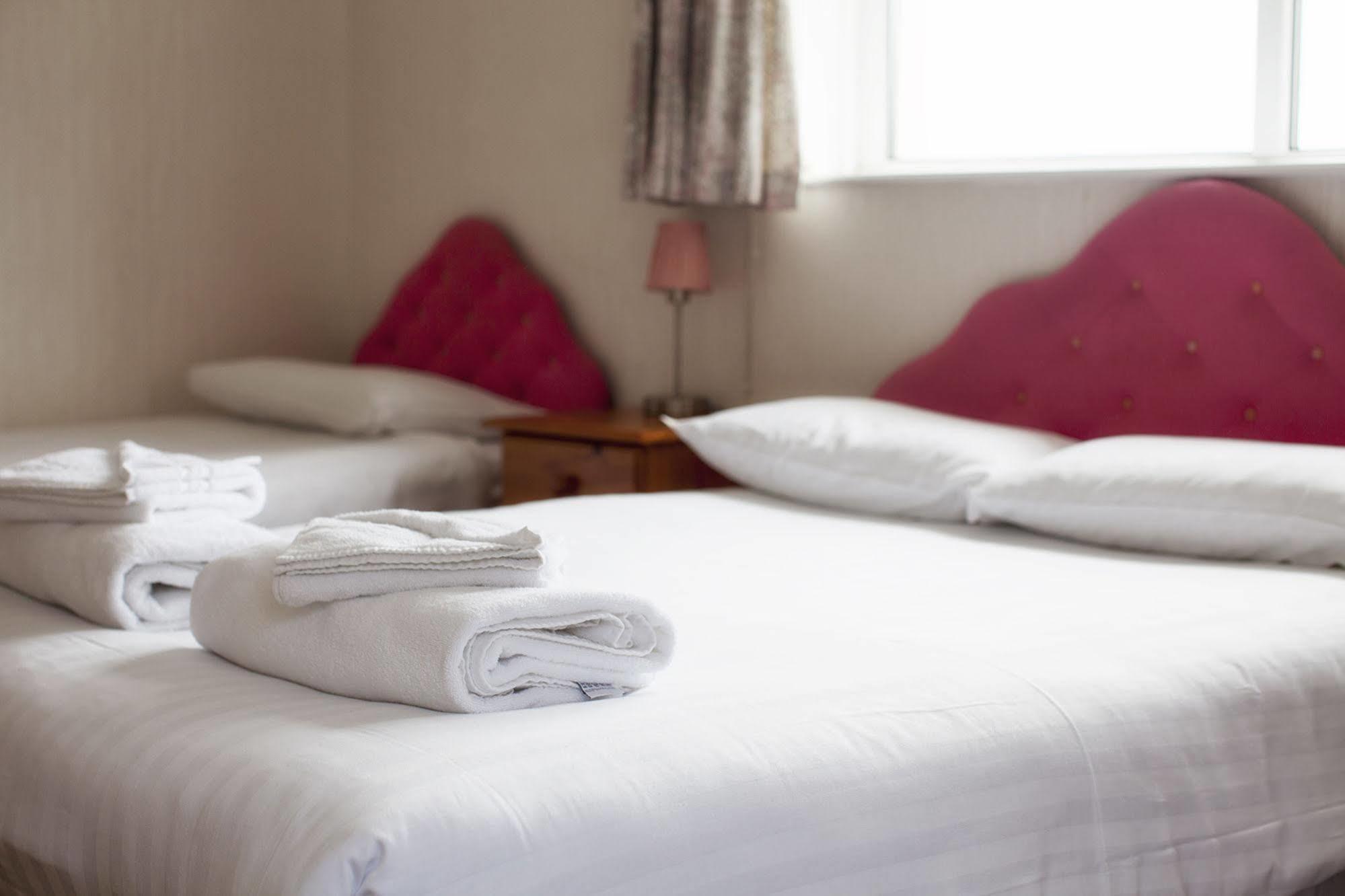 The Wight Bay Hotel - Isle Of Wight Сандаун Екстер'єр фото