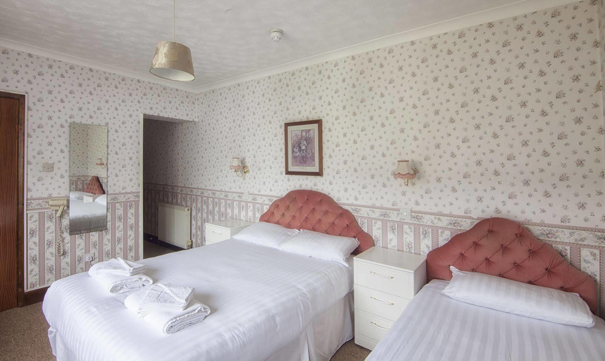 The Wight Bay Hotel - Isle Of Wight Сандаун Екстер'єр фото